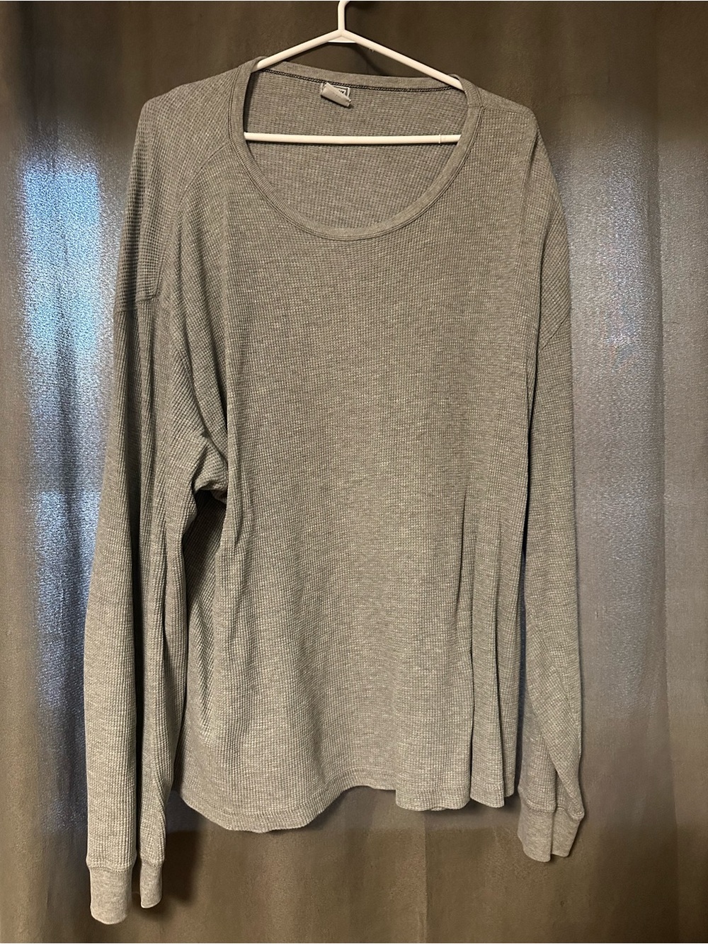 Old Navy Gray Ribbed Long-Sleeve Crew Tee